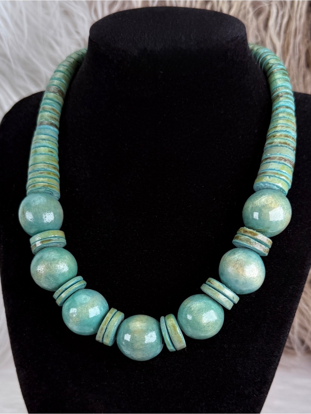 Vintage Seafoam Mint Cream Chunky Beaded Statement Necklace Artisan Boho